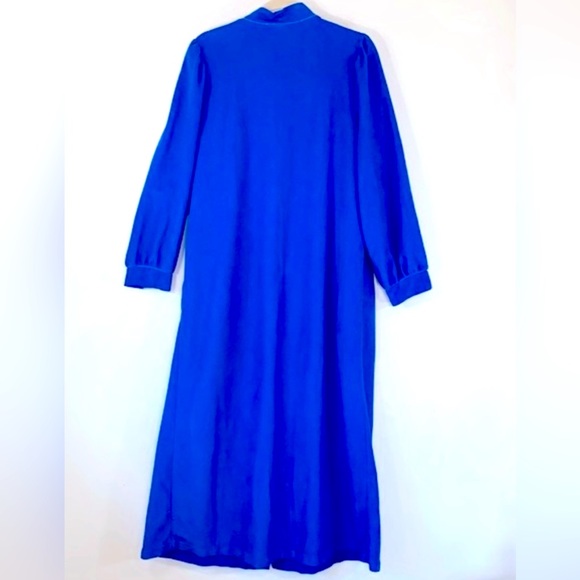Amanda Stewart Woman Vintage Embroidered Women’s Size L Blue Button Up Robe - Picture 11 of 16